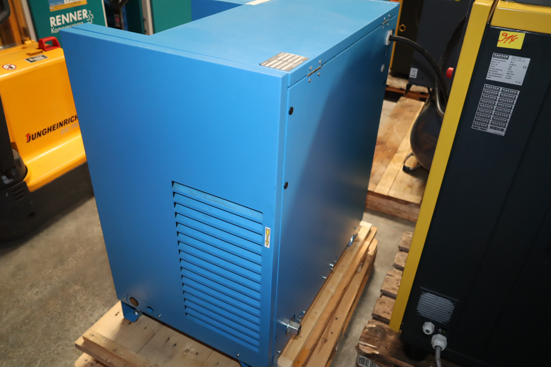 variabler 7,5 kW Schraubenkompressor ALMIG FLEX 7 BJ.2016