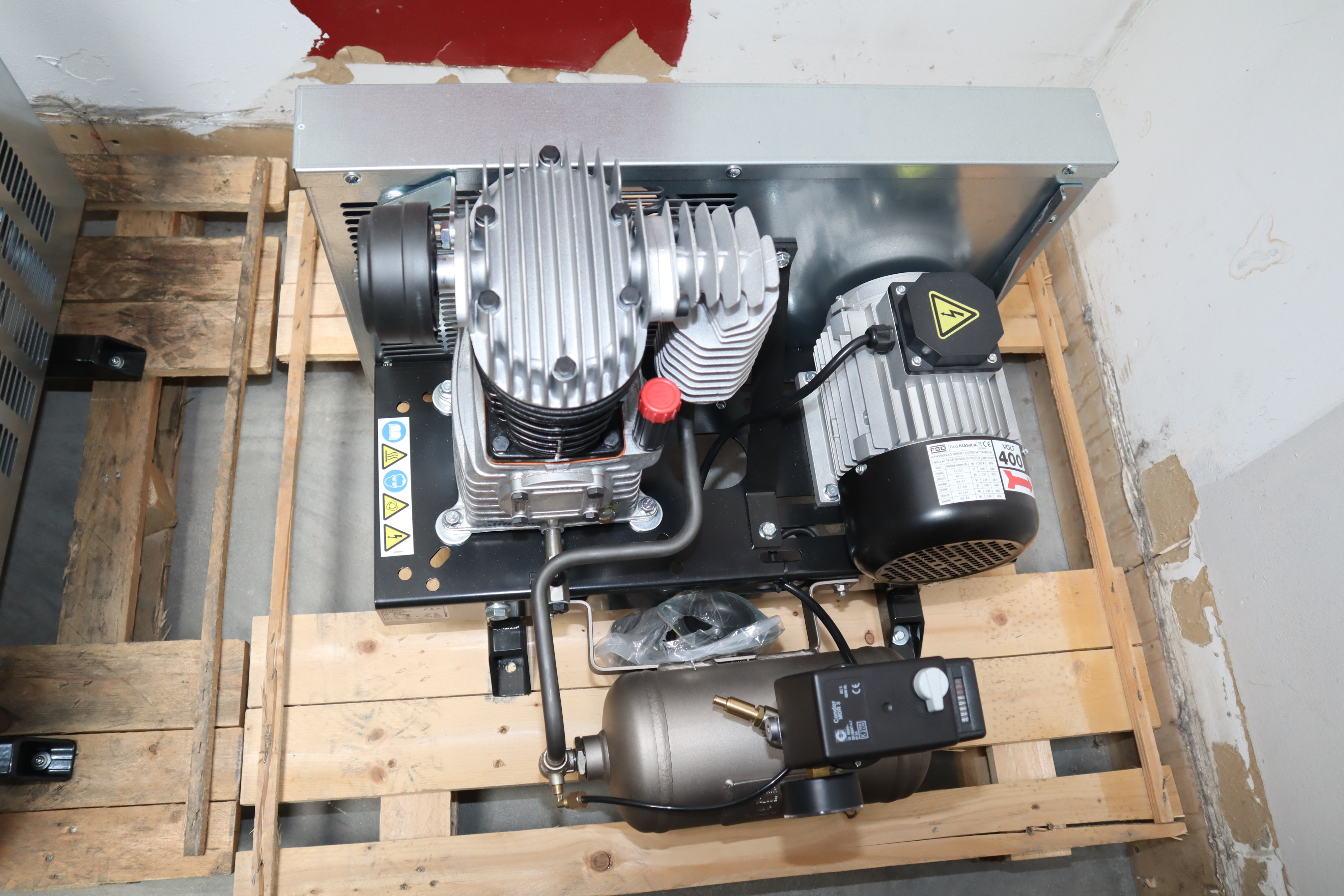 gebrauchter REKO 410-B Beistellkompressor 2,2 kW (Kolbenkompressor)