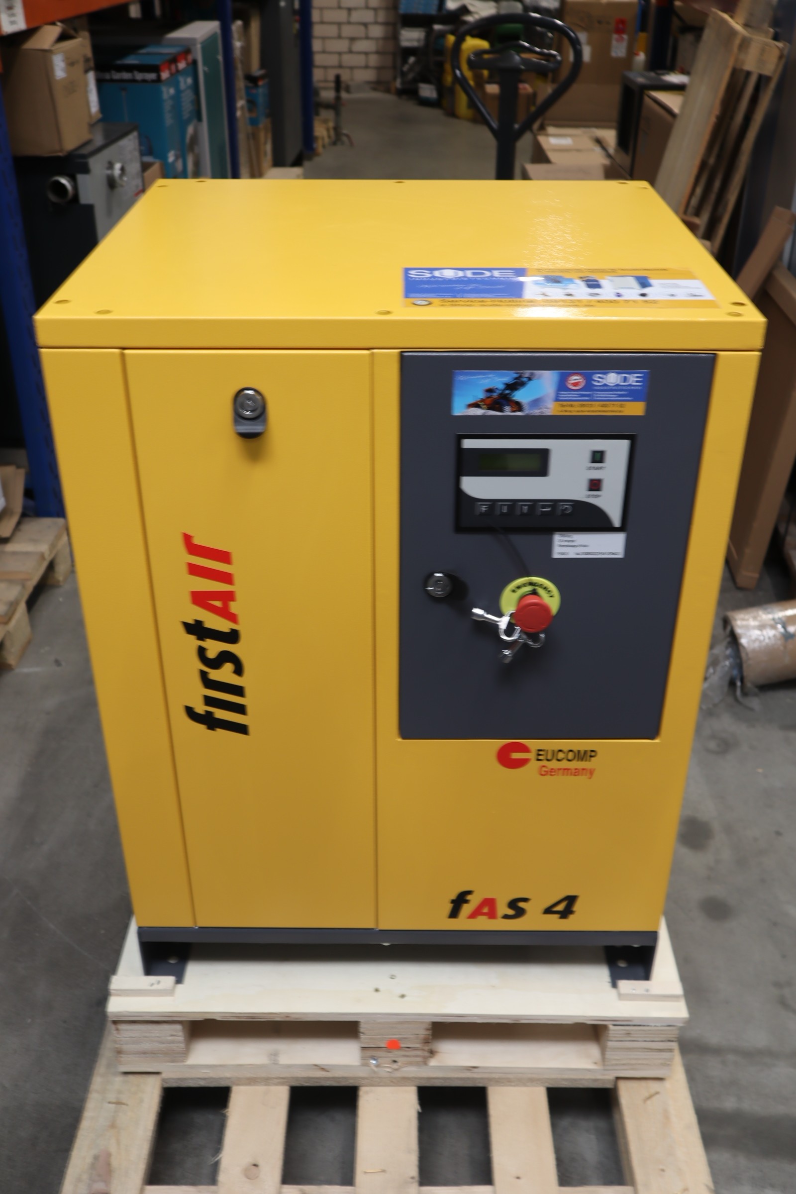 4 kW Schraubenkompressor FirstAir FAS4 Werkstattkompressor