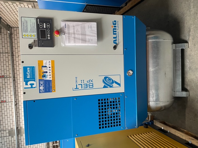 ALMIG BELT 11 XP 270 RD Druckluft Schraubenkompressor mit Behälter & Trockner