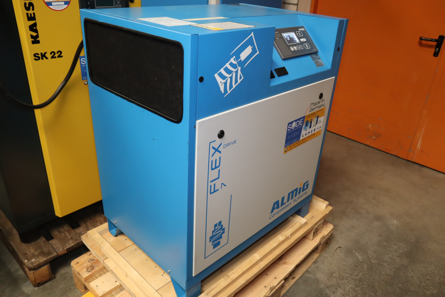 variabler 7,5 kW Schraubenkompressor ALMIG FLEX 7 BJ.2016