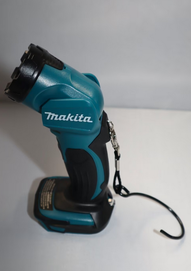 MAKITA DML815 LED-Akku-Handleuchte ohne Zubehör