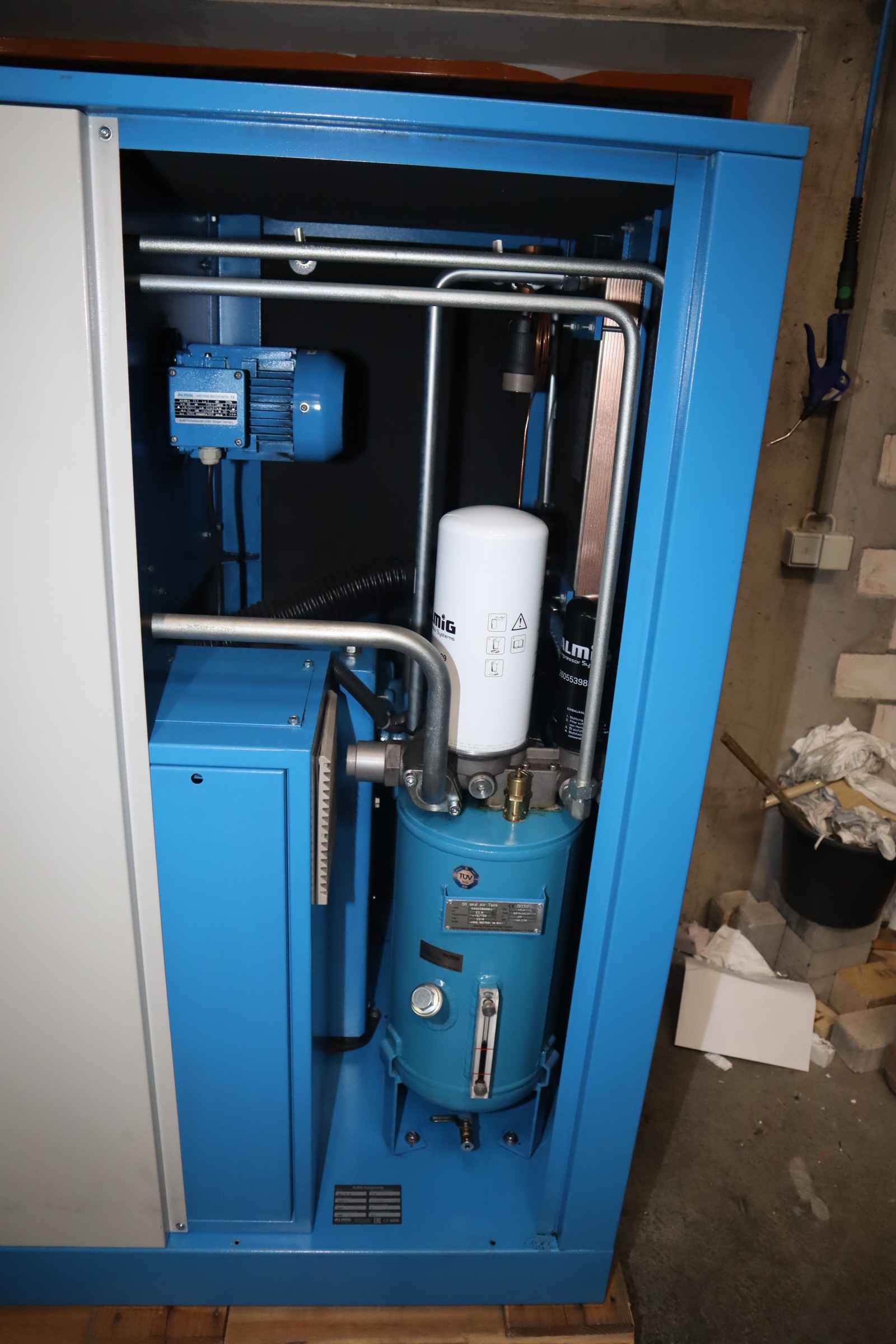 Almig BELT XP 22 - Schraubenkompressor 8 bar