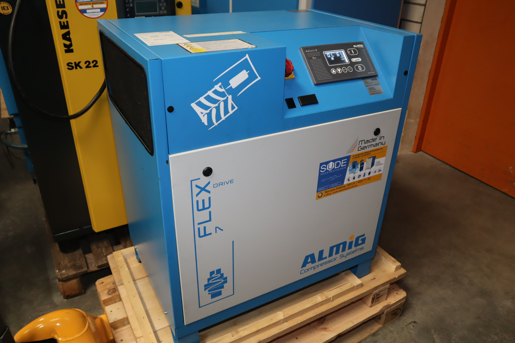 variabler 7,5 kW Schraubenkompressor ALMIG FLEX 7 BJ.2016